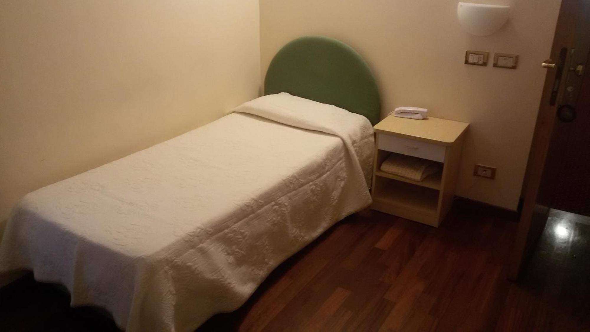 Hotel Villa Ricci & Benessere Chianciano Terme Zimmer foto